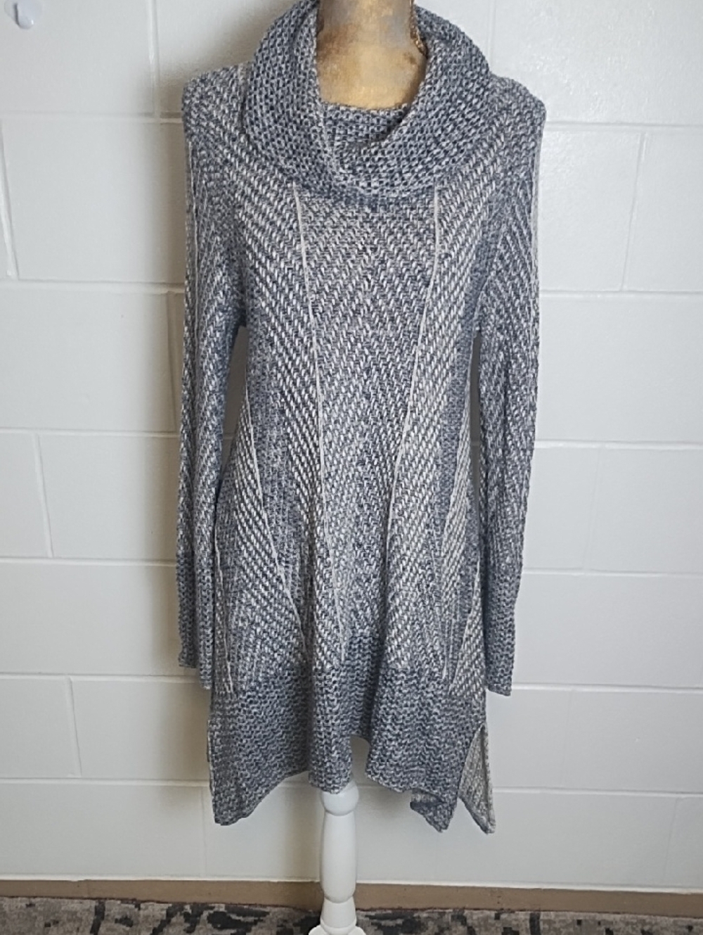 Marled Gray Cowl Neck Knit Tunic Lightweight Cotton